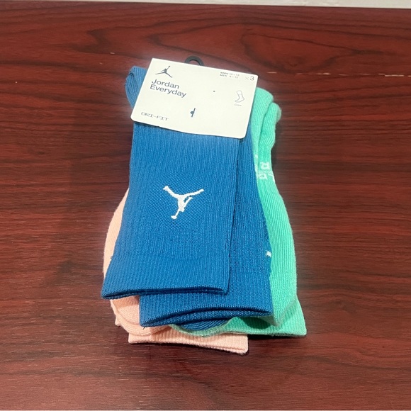 Jordan Everyday, Crew Socks, DX9632 915, 3 Pack - Picture 13 of 13